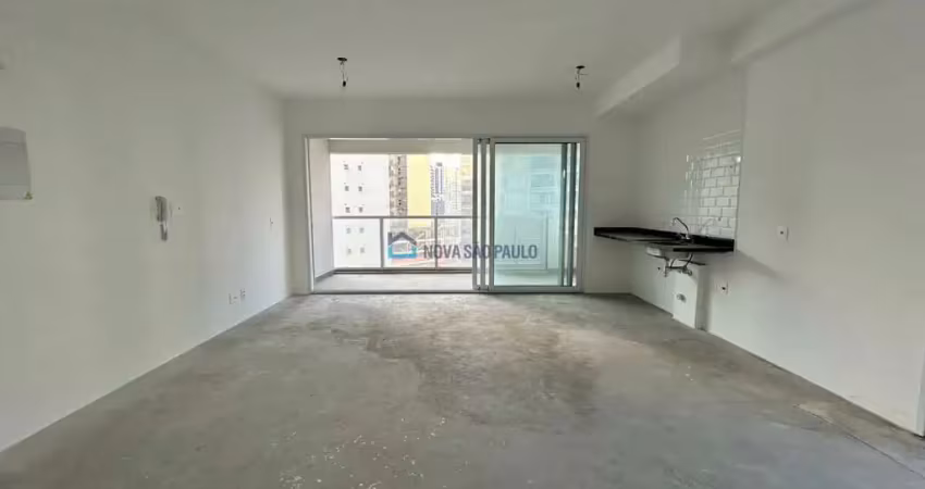 Apartamento à Venda com 69,57m², ao lado do Metrô Vila Madalena, com Garden Privativo