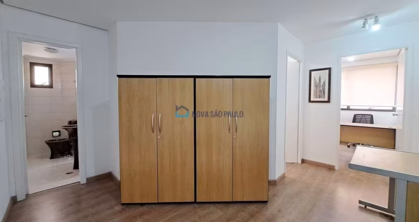 Conjunto Comercial à venda na Vila Clementino de 43 m²