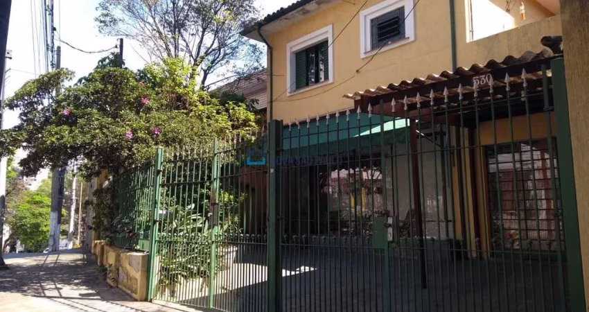 Sobrado à venda na Aclimação com 3 dormitórios