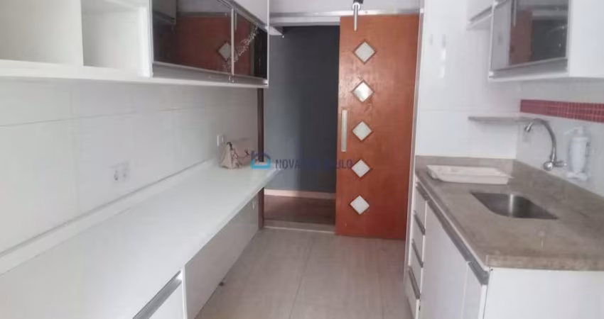 Apartamento 2 Dormitórios e 1 Vaga à Venda no Jardim Celeste