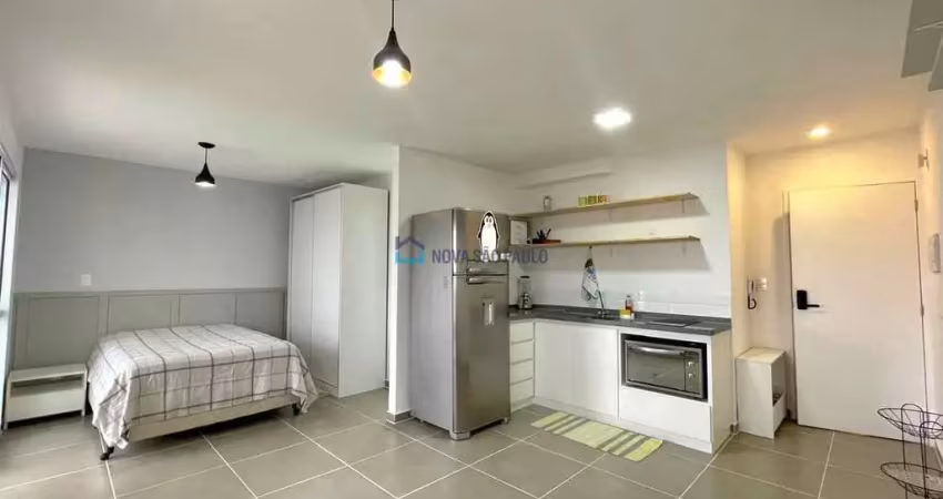 Apartamento ao lado do metrô Ana Rosa a 5min da avenida Paulista