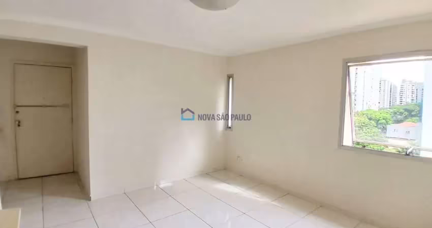 Apartamento à Venda, Moema Pássaros, 2 Dormitórios, 1 vaga, 54 m²