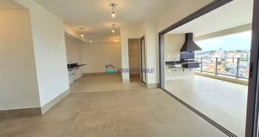 Apartamento de 133m² com varanda gourmet em mirandópolis.