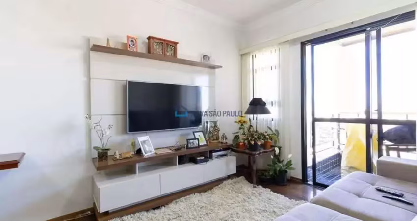 Apartamento a venda bosque da saúde. 3 dormitórios, 1 suite e 2 vagas