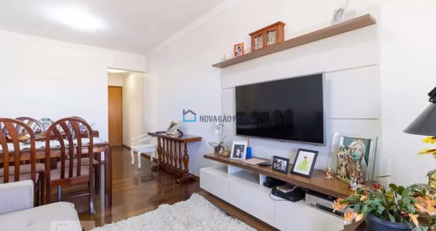 Apartamento Bosque da Saúde. 3 dormitórios, 1 suite e 2 vagas