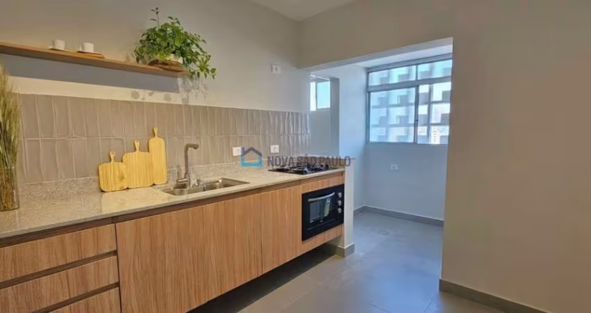 Apartamento de 74m², Reformado com vaga de garagem no Itaim Bibi