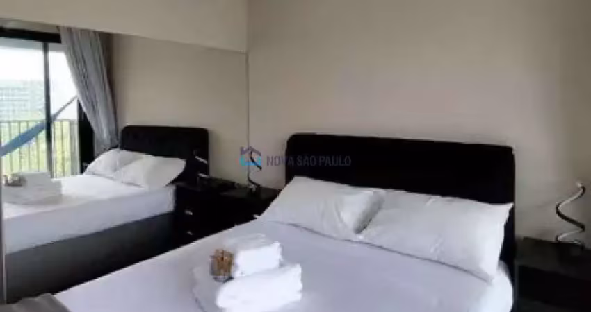 Studio,  à venda, 22 m2 na Vila Mariana, porteira fechada