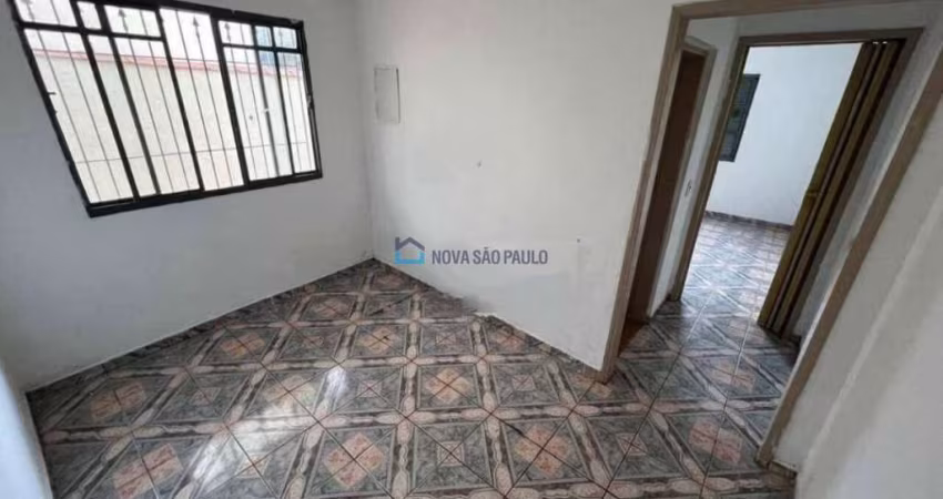 Casa Térrea à venda no Jabaquara com 3 quartos .