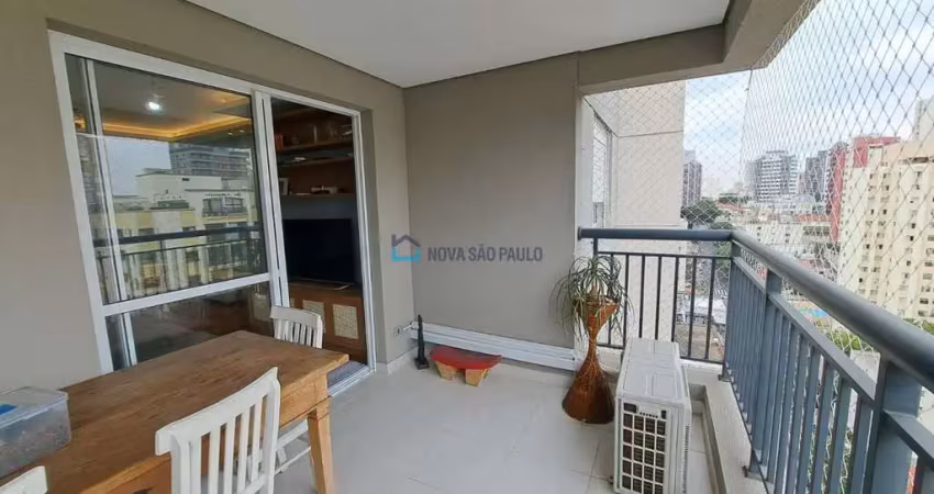 Apartamento seminovo, varanda gourmet , ar-condicionado, 2 vagas e lazer! prox. metrô pça. arvore