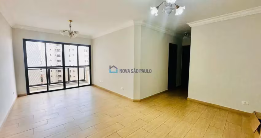 Apartamento na chácara inglesa região da vl mariana com 3 dormitório, 2 vagas de garagem.