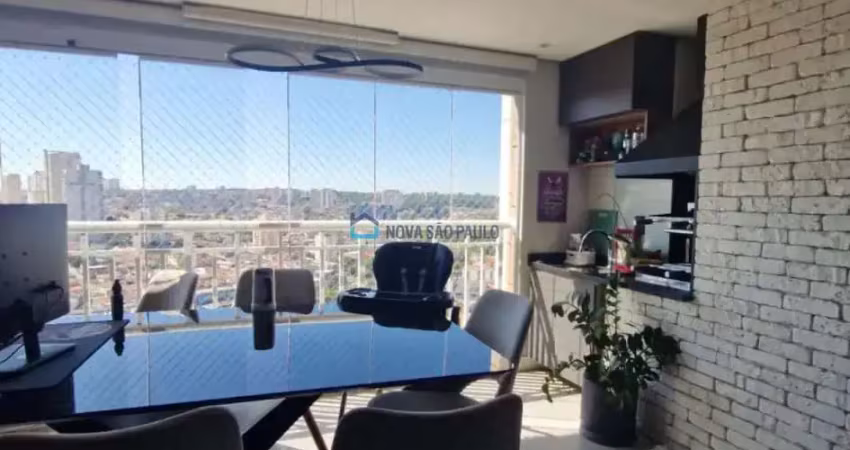 Apartamento pertinho do metrô Saúde com varanda gourmet e 2 vagas de garagem!