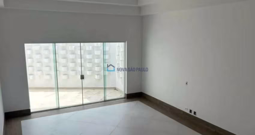 Sobrado Novo 3 Suites e 4 Vagas à Venda na Saúde