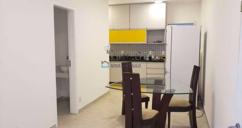 Casa de Condomínio Fechado à Venda no Ipiranga com 2 quartos e 1 vaga de garagem.