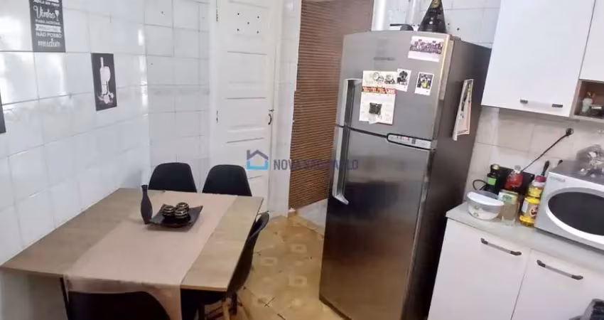 Casa com 2 quartos à venda na Rua Peaçaba, --, Vila Monumento, São Paulo