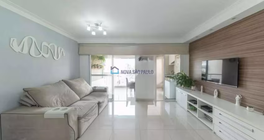 Apartamento 2 Dormitórios e 2 Vagas à Venda na Vila Gumercindo