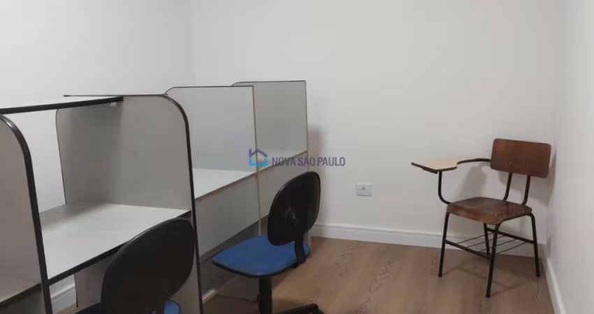 Comercial á Venda com 120m² Reformado na Liberdade