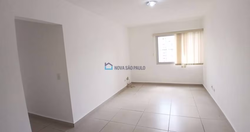 Apartamento Próximo ao Metrô Saúde/ 2 dormitórios, 2 banheiros, 1 vaga