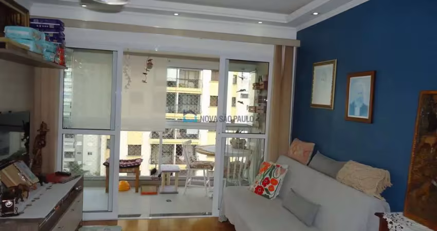 Metrô Praça da Árvore, Apartamento moderno e todo planejado pronto para morar.