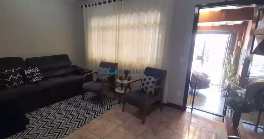 Excelente Sobrado na Vila Guarani  2 Casas no Mesmo Terreno!