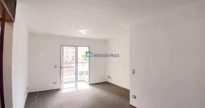 Apartamento à venda Vila Gumercindo 72m2 - 2 Quartos (1 suíte), 2 vagas