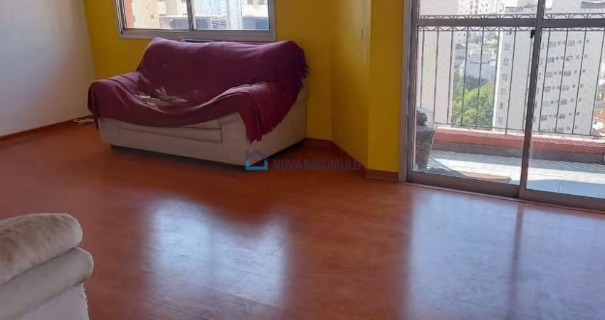 Apartamento 3 quartos, 1 vaga na Chácara Inglesa.