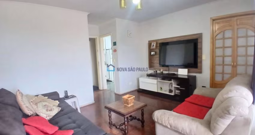 Apartamento, 2 Quartos, 2 banheiros,  à venda  no Planalto Paulista.