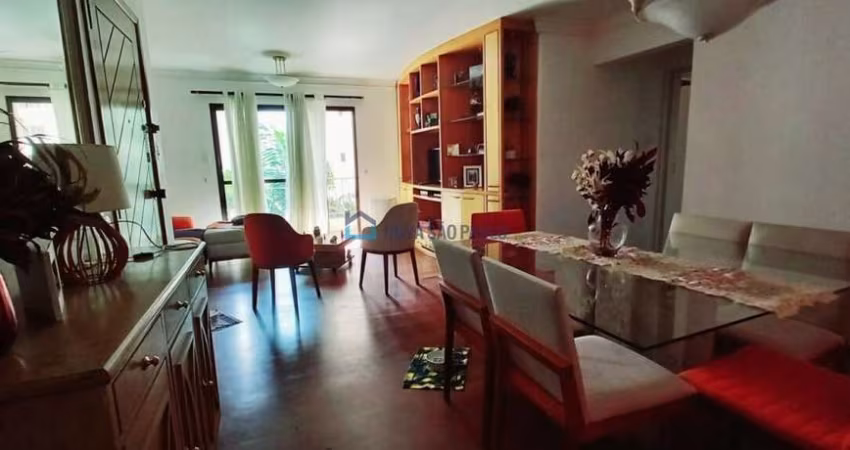 Venda, Moema. Apartamento com 113,21m². 3 dormitórios, 1 suíte. 2 vagas.