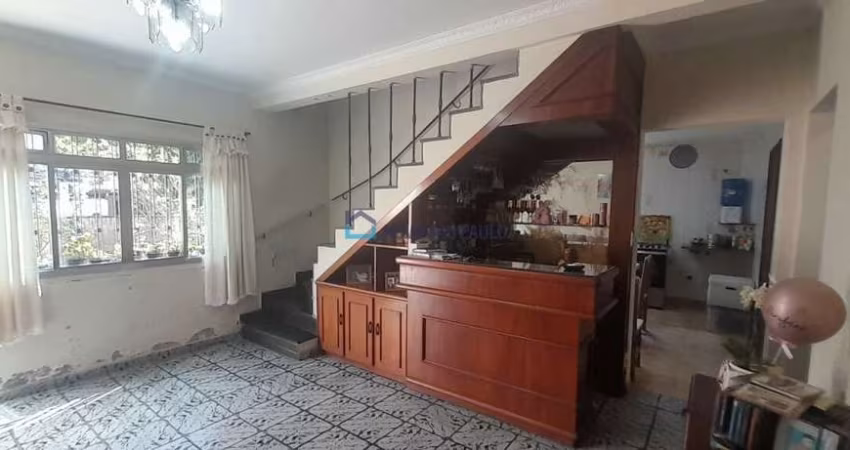 Casa à Venda com 270m²
