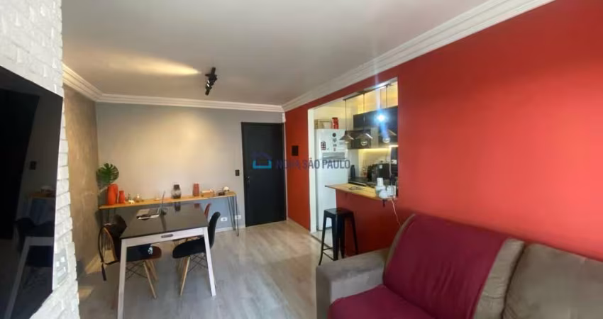Apartamento  com 2 dormitórios na região do Jabaquara