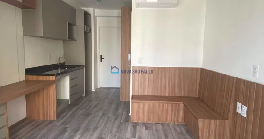 Studio na Vila Nova Conceição| nunca habitado| Armários planejados| 25 m²