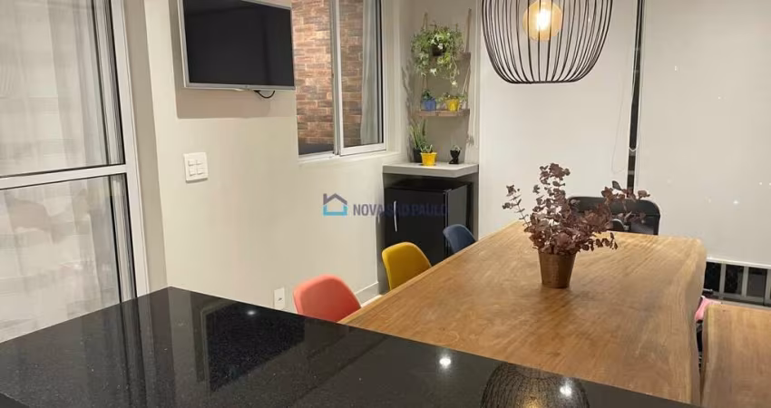 Apartamento 2 quartos sendo 1 suíte e 2 vagas