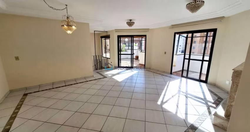 Apartamento duplex em Jardim Vila Mariana, vago, 4 dormitórios e 3 vagas com depósito .