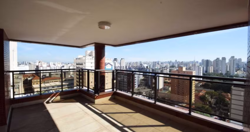 Cobertura à venda, na Vila Mariana, a 300 metros do Shopping Metrô Santa Cruz