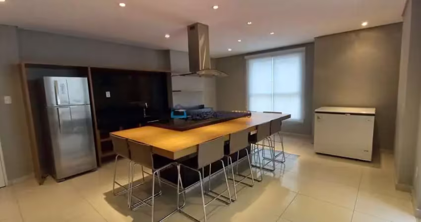 Cobertura com 2 quartos sendo 1 suíte  2 vagas de garagem ´mais depósito
