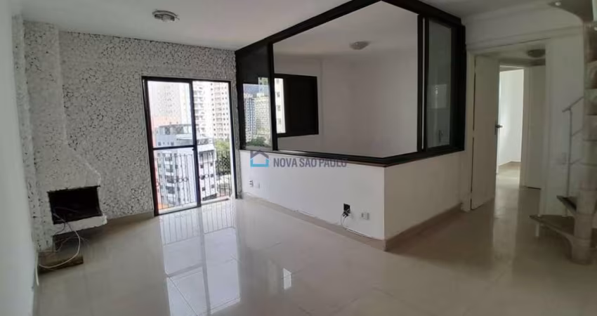Apartamento a venda. Cobertura duplex Chácara Inglesa. 112m² Vago.