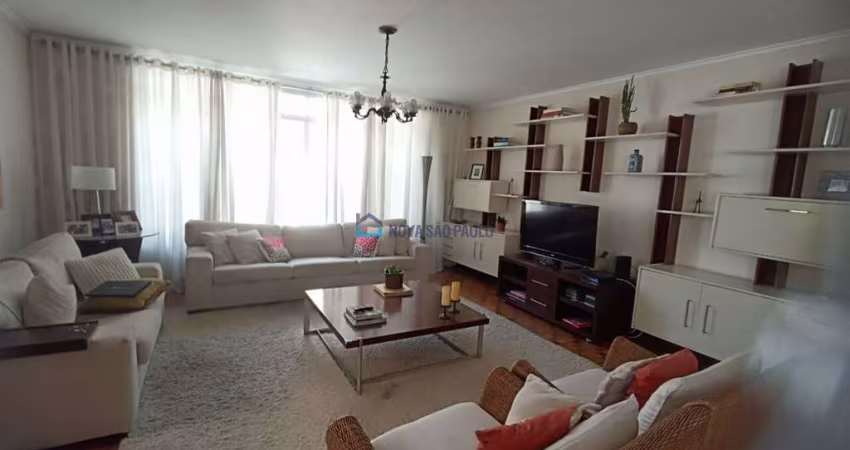 Casa Sobrado Residencial 320m² - 04 quartos - 3 vagas - próx. Metrô Hospital São Paulo - Linha Lilás