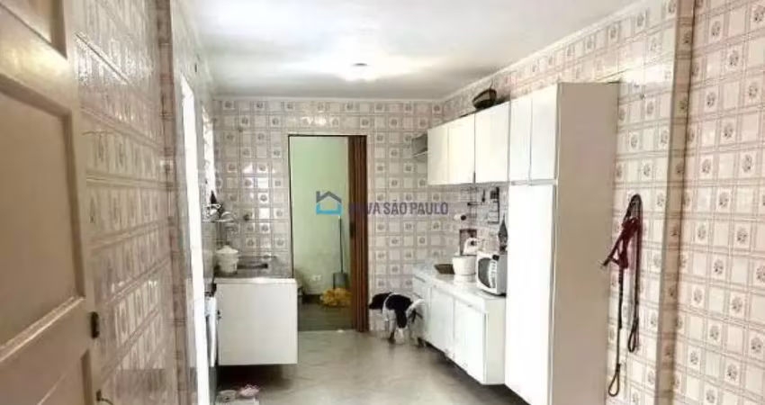 Sobrado à venda na vila mariana - 3 quartos e 185 m² por r$ 900.000