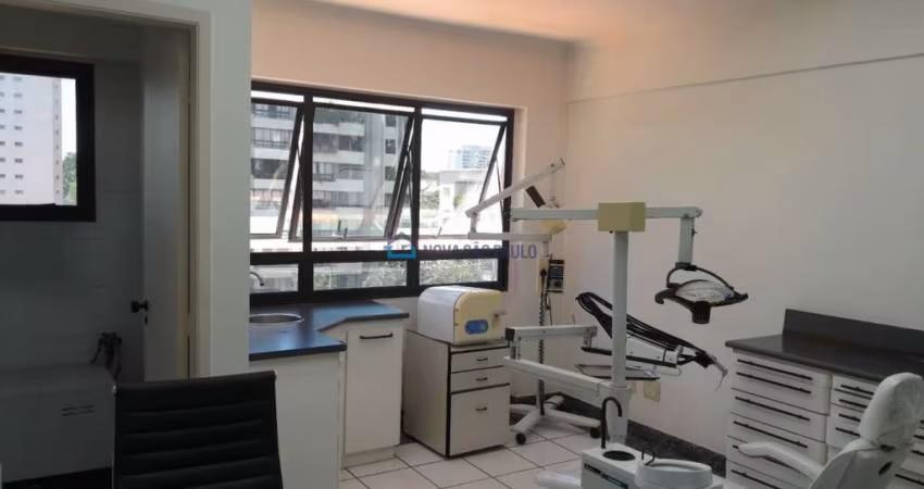 Sala comercial vaga, metrô Santa Cruz, 24 hrs, com estacionamento para visitantes