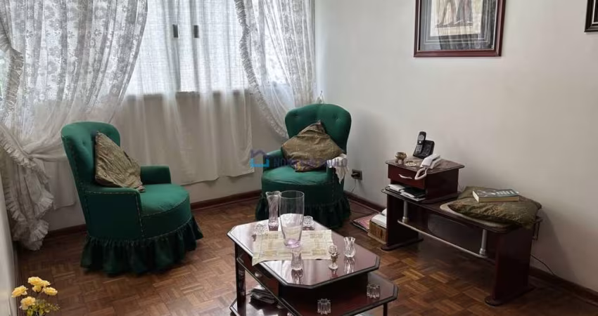 Apartamento Moema - Amplo, 2 dormitórios com 1 vaga de garagem