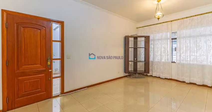 Casa com 4 quartos à venda na Rua dos Lírios, --, Mirandópolis, São Paulo