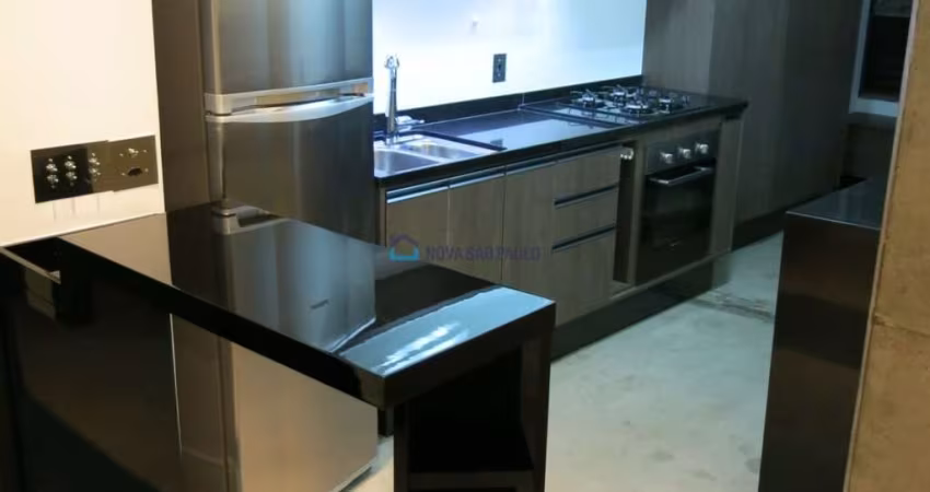 Apartamento com 70m²! Brooklin - 2 dormitórios, 1 suíte, 1 vaga, lazer e andar alto.