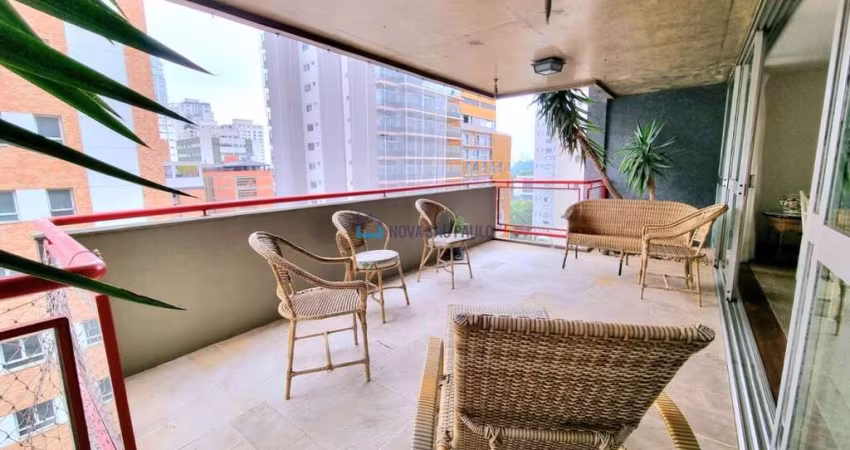 Apartamento 276m² 03 dormitórios 03 suítes 03 vagas - Moema Pássaros