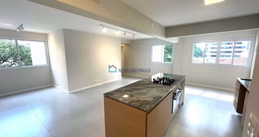 Apartamento vago à venda em Moema, 80m², 260m do metrô Moema
