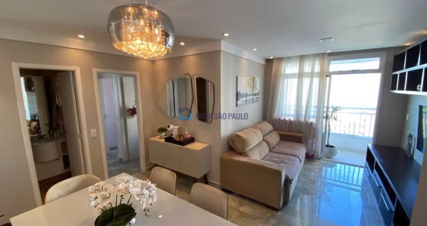 Apartamento à venda na Saúde com 3 quartos e 2 vagas de garagem.