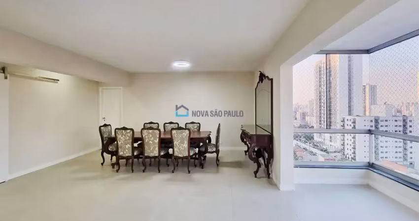 Apartamento à venda, na saúde, com 140 m², 4 quartos, 1 suíte e 2 vagas