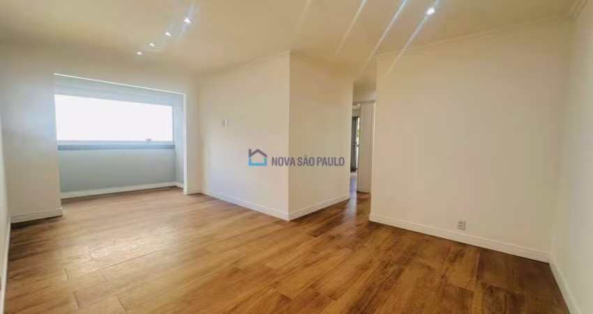 Apartamento na novo Saúde, Próximo ao Metrô com 03 Dorms e 01 vaga!