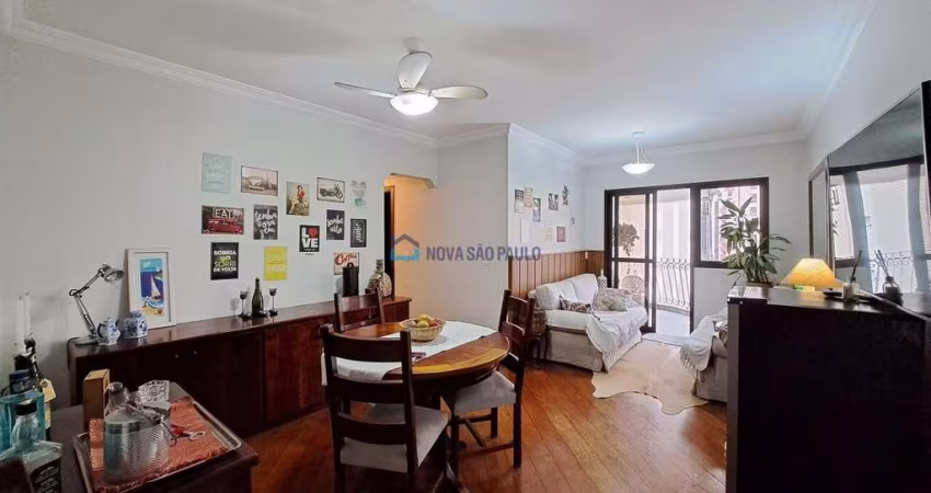 Apartamento à venda em Moema com 3 dormitórios