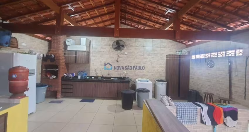 Sobrado 3 dormitórios na Vila Moraes