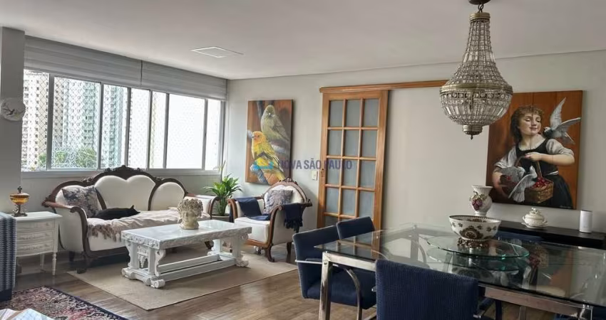 Cobertura decorada na Saúde 3 quartos, suíte e 2 vagas, piscina e churrasqueira!