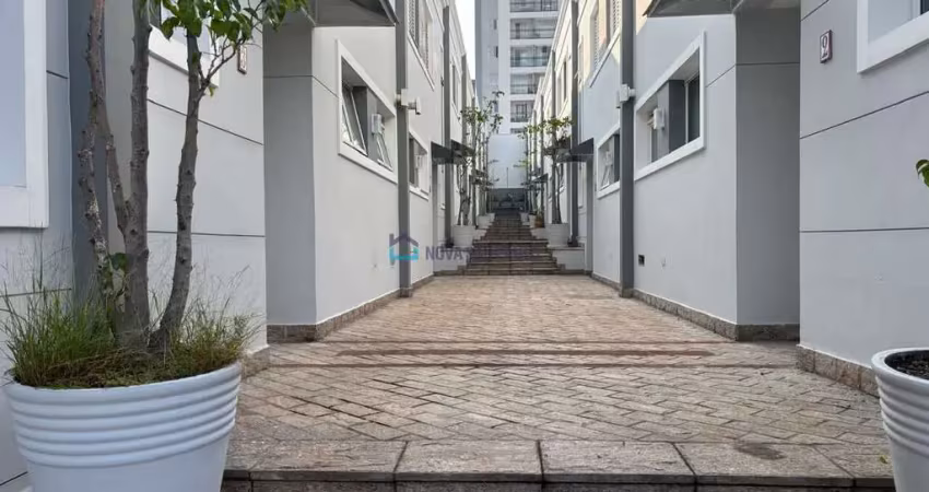 Casa em Condomínio Fechado na Vila Moraes, 3 dormitórios e 2 vagas